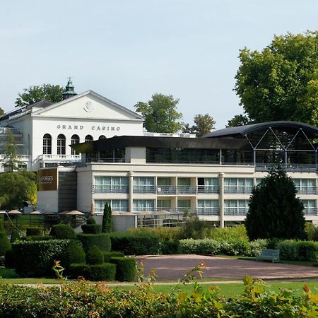 Le Forges Hotel Exterior photo
